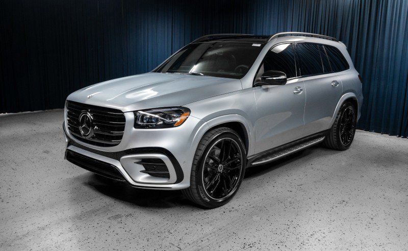 New 2026 Mercedes-Benz GLS 580 4MATIC image 1
