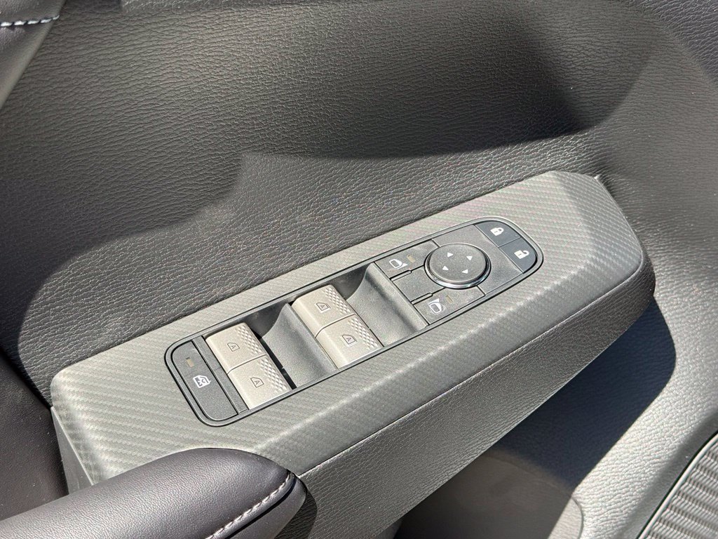 New 2026 Mitsubishi Outlander LE FWD image 34