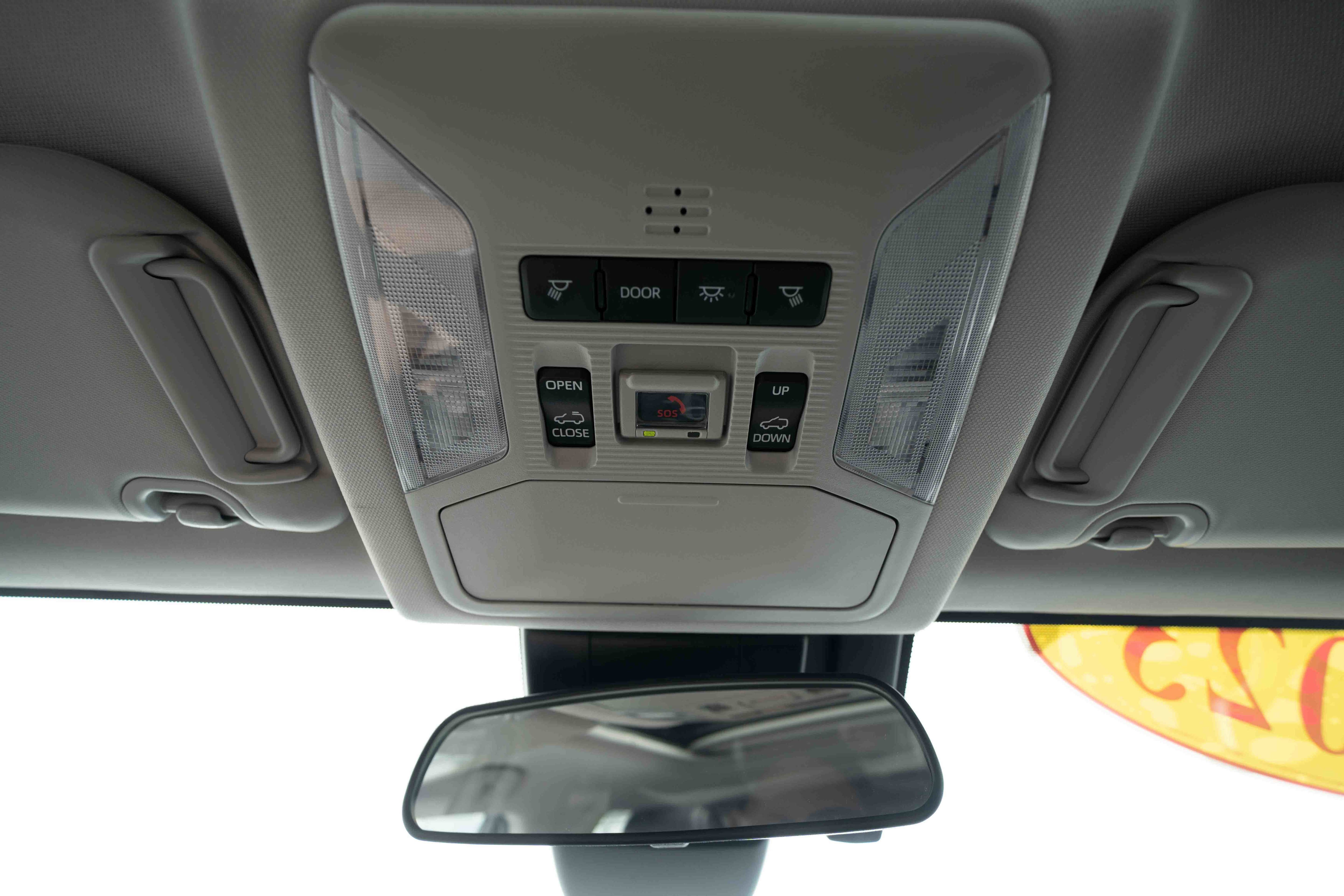 Used 2023 Toyota RAV4 XLE Premium AWD/4WD image 18