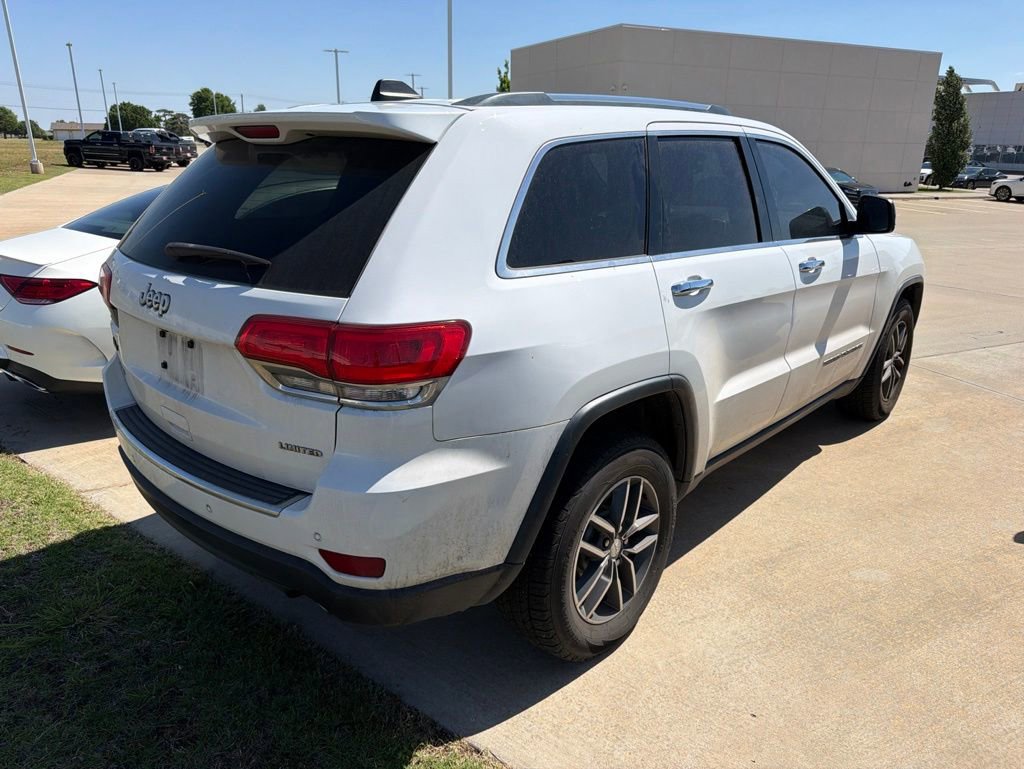 Used 2017 Jeep Grand Cherokee Limited AWD/4WD image 4