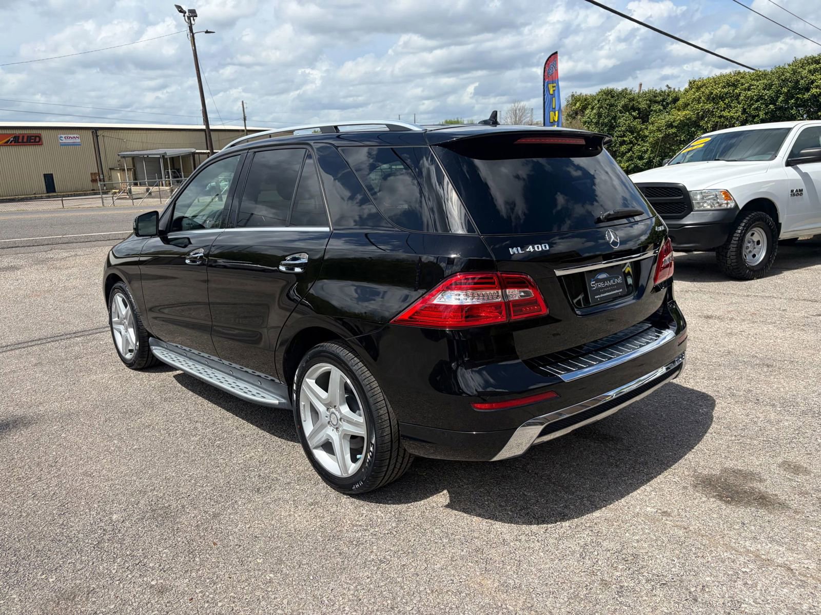 Used 2015 Mercedes-Benz ML 400 4MATIC image 8