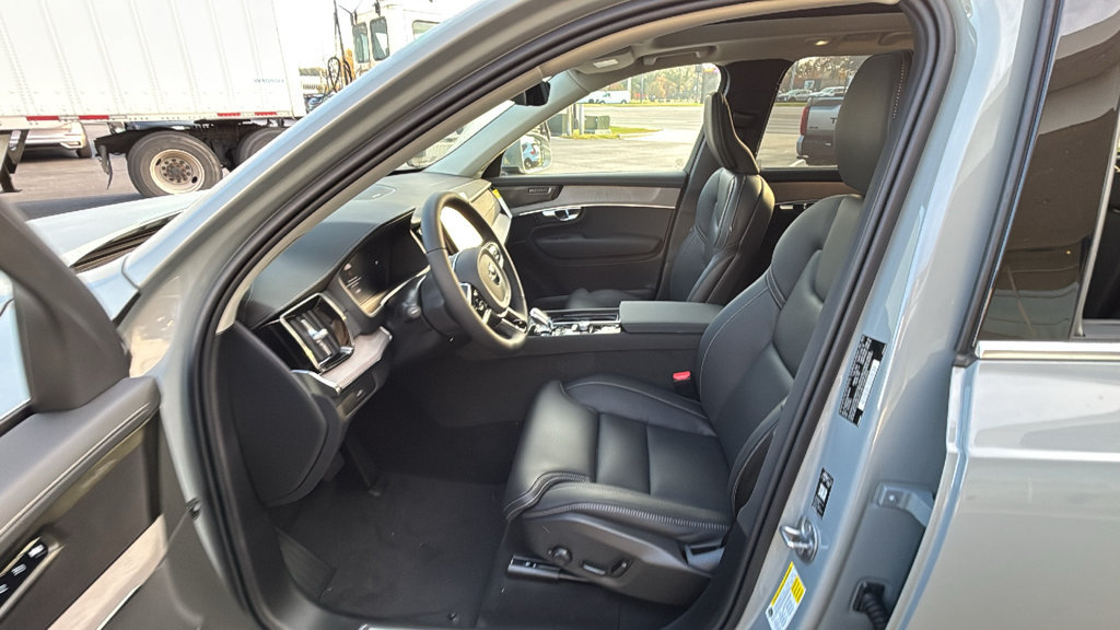 New 2027 Volvo XC90 B6 Ultra AWD/4WD image 24