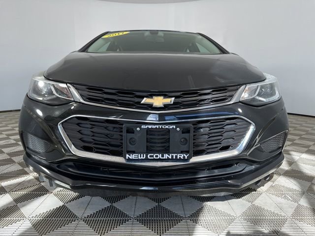 Used 2017 Chevrolet Cruze LT w/ Convenience Package image 2
