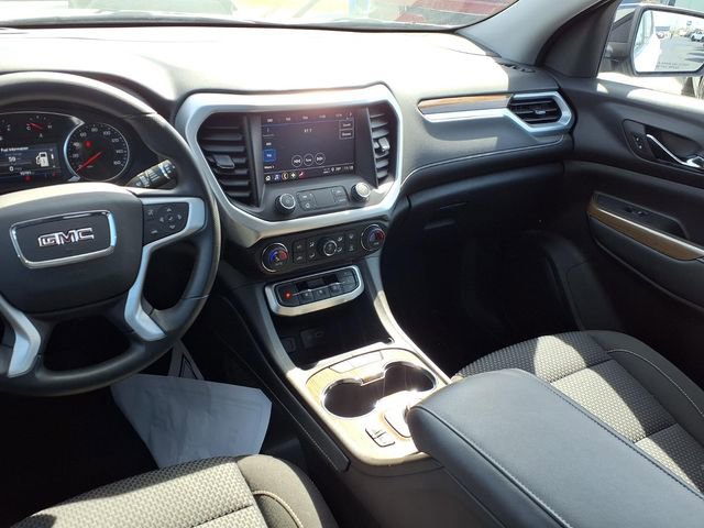 Used 2023 GMC Acadia SLE w/ Driver Convenience Package FWD image 7