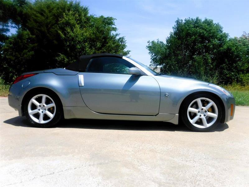 Used 2005 Nissan 350Z Grand Touring RWD image 5