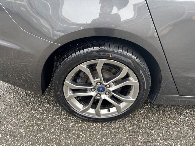 Used 2020 Ford Fusion SEL image 20