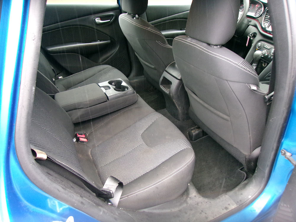 Used 2016 Dodge Dart SXT image 11