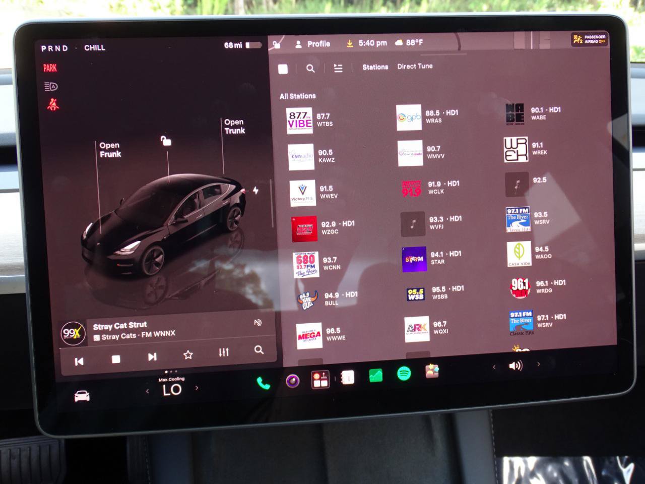 Used 2023 Tesla Model 3 Standard Range RWD image 17