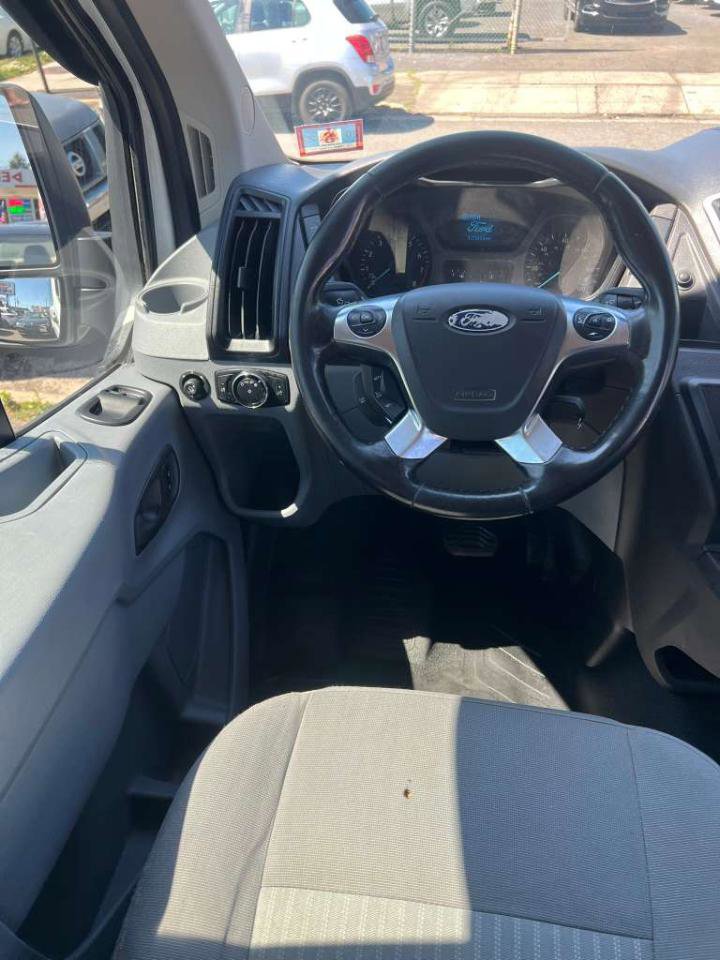Used 2017 Ford Transit 350 XLT RWD image 14