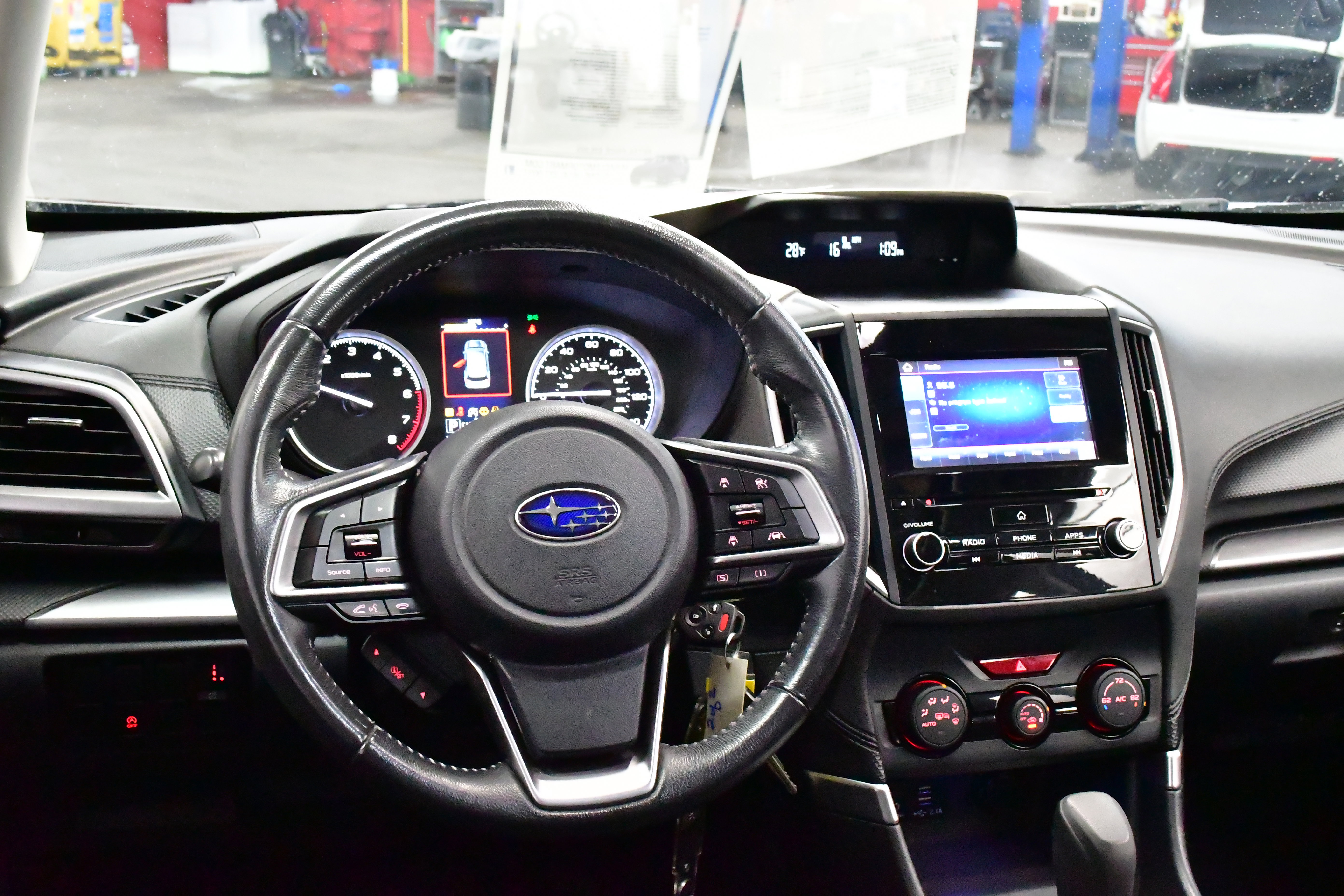 Used 2019 Subaru Forester Premium w/ All-Weather Package image 11