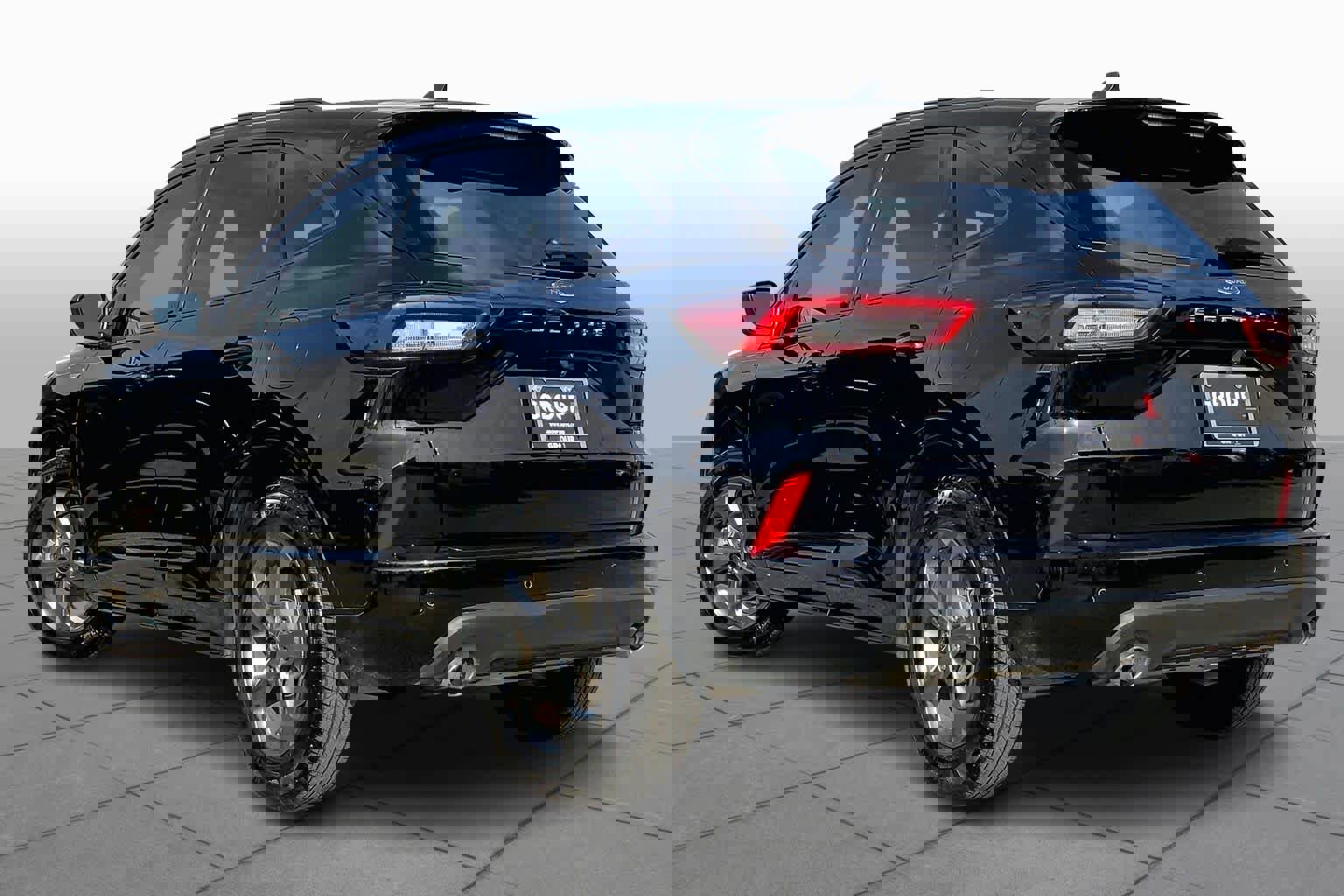 Used 2024 Ford Escape ST-Line w/ Tech Pack #1 image 11