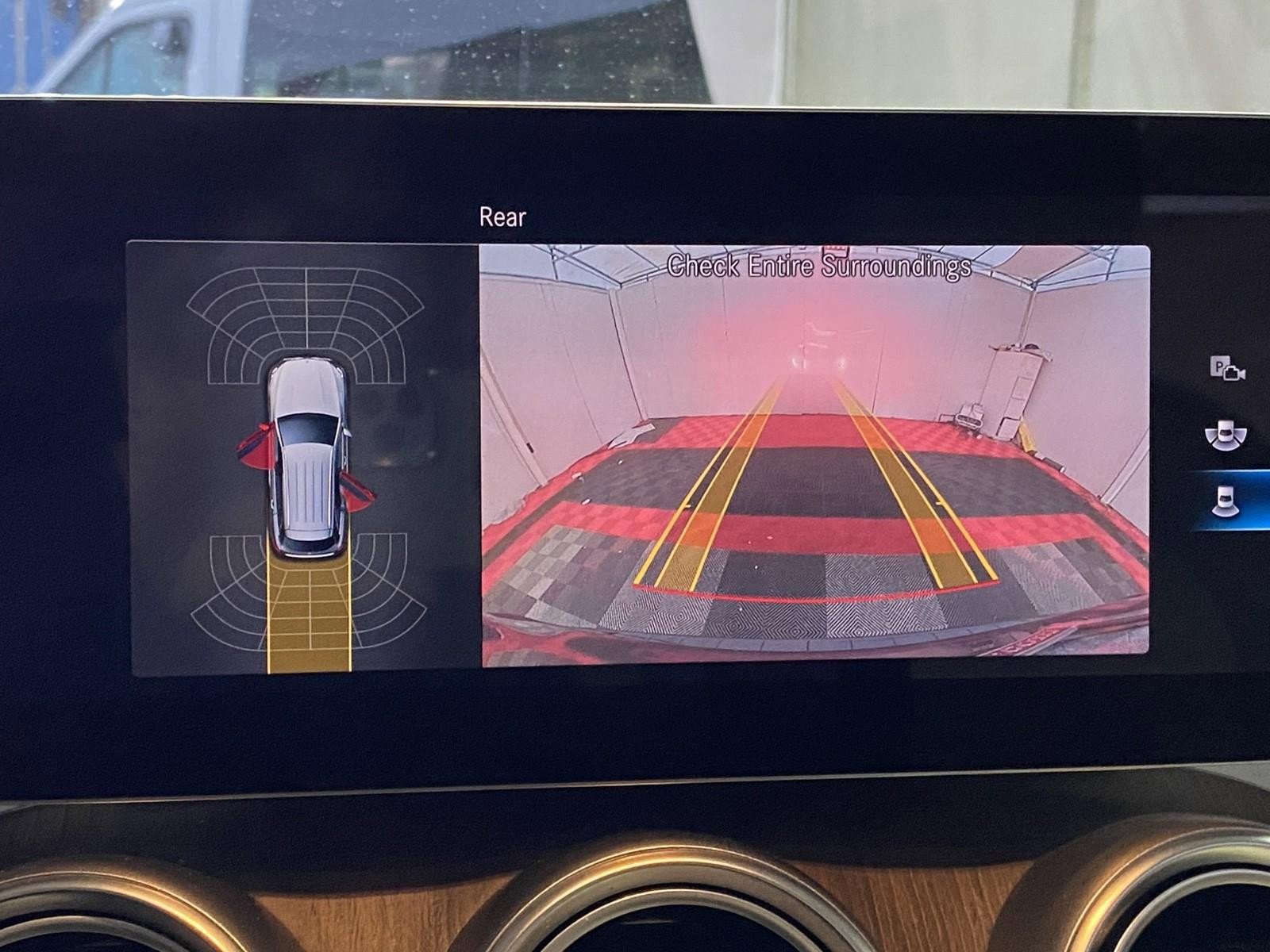 Used 2021 Mercedes-Benz GLC 300 4MATIC image 30