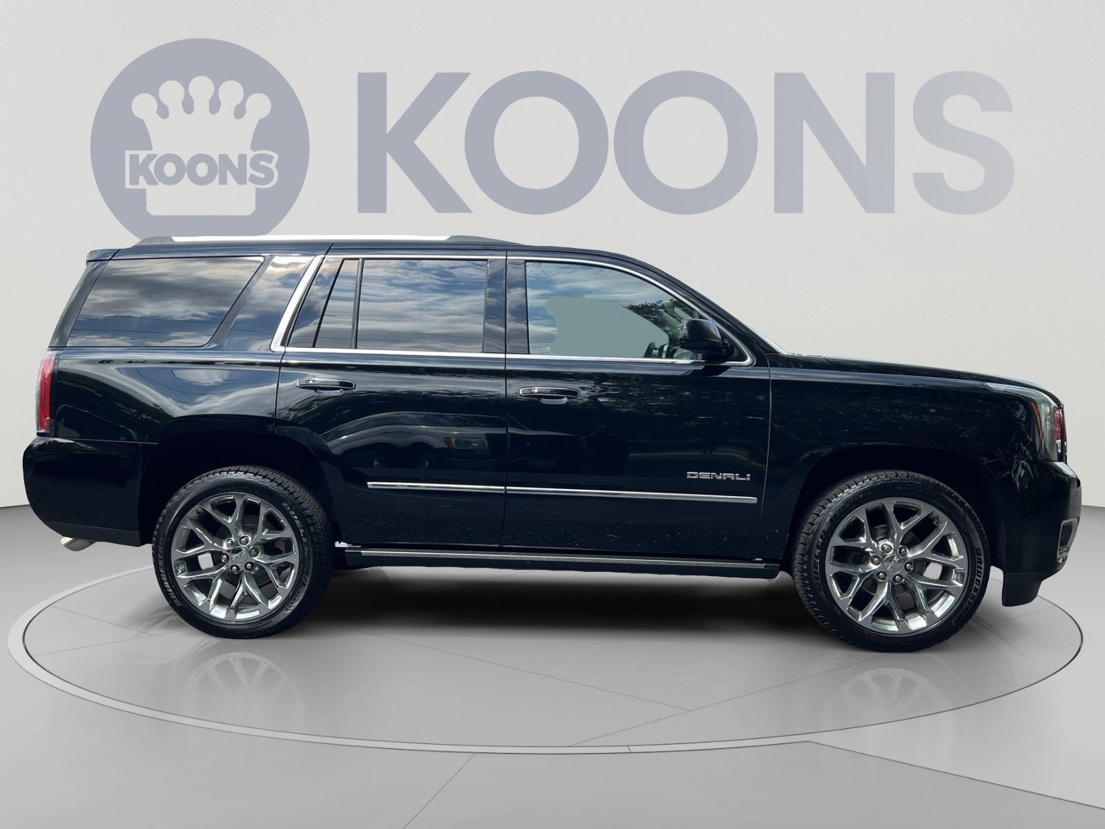 Used 2020 GMC Yukon Denali w/ Denali Ultimate Package AWD/4WD image 10