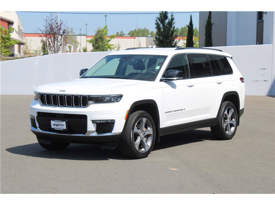 Used 2023 Jeep Grand Cherokee L Limited w/ Trailer Tow Group (B) AWD/4WD video 1