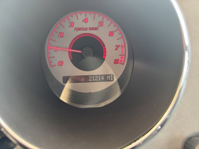 Used 2007 Pontiac Solstice Convertible w/ Premium Package image 16