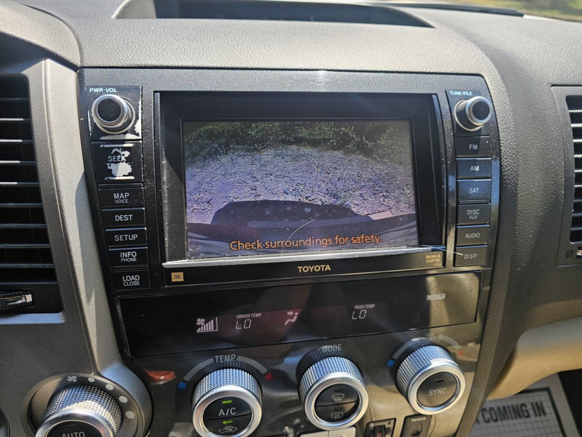 Used 2011 Toyota Sequoia Platinum AWD/4WD image 18