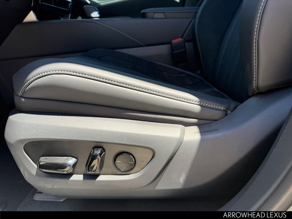New 2026 Lexus RX 500h F Sport AWD/4WD image 11