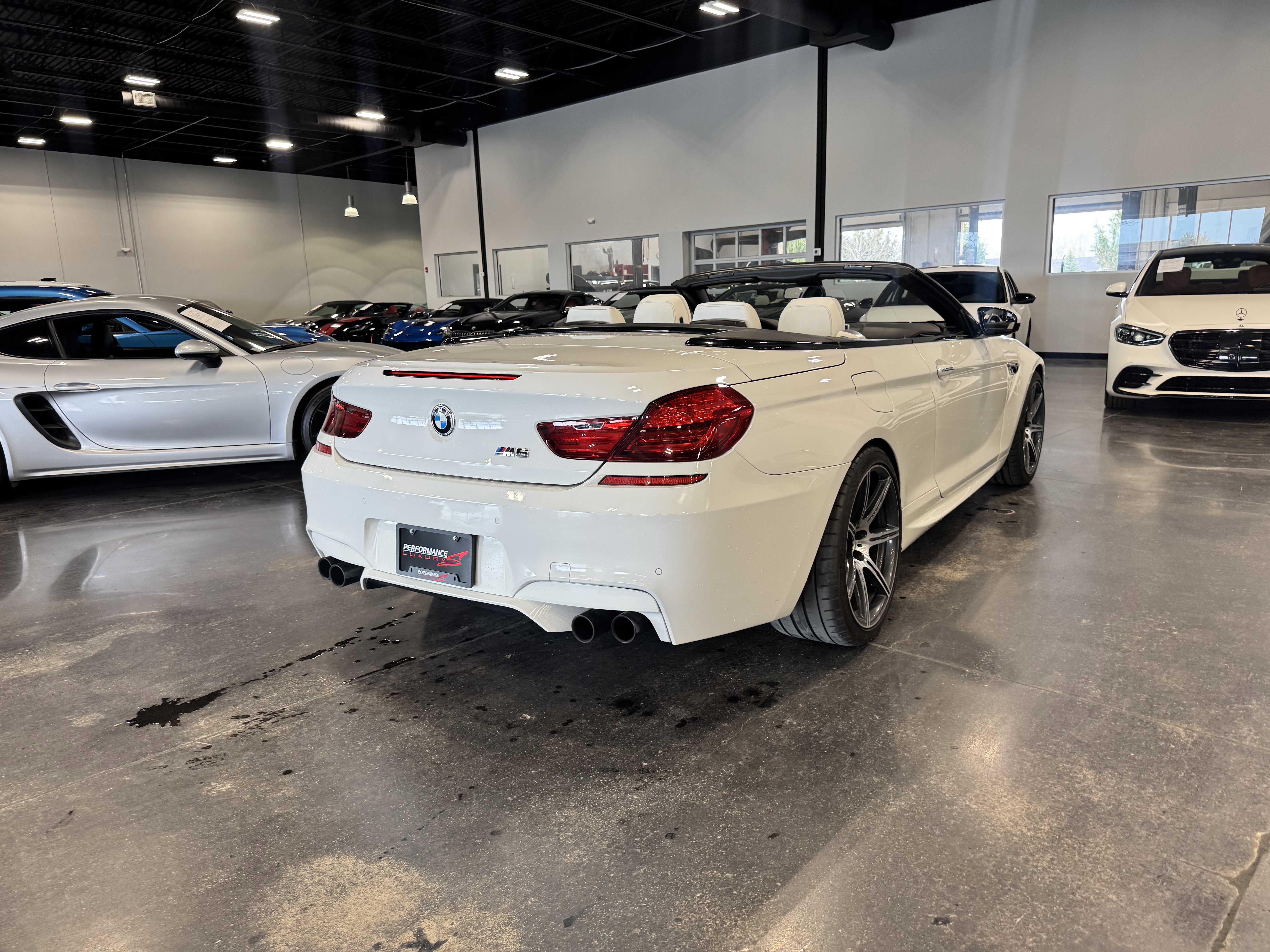 Used 2015 BMW M6 Convertible image 3