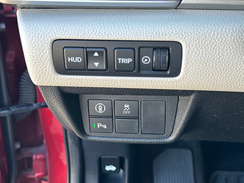Used 2018 Honda Accord Touring image 18
