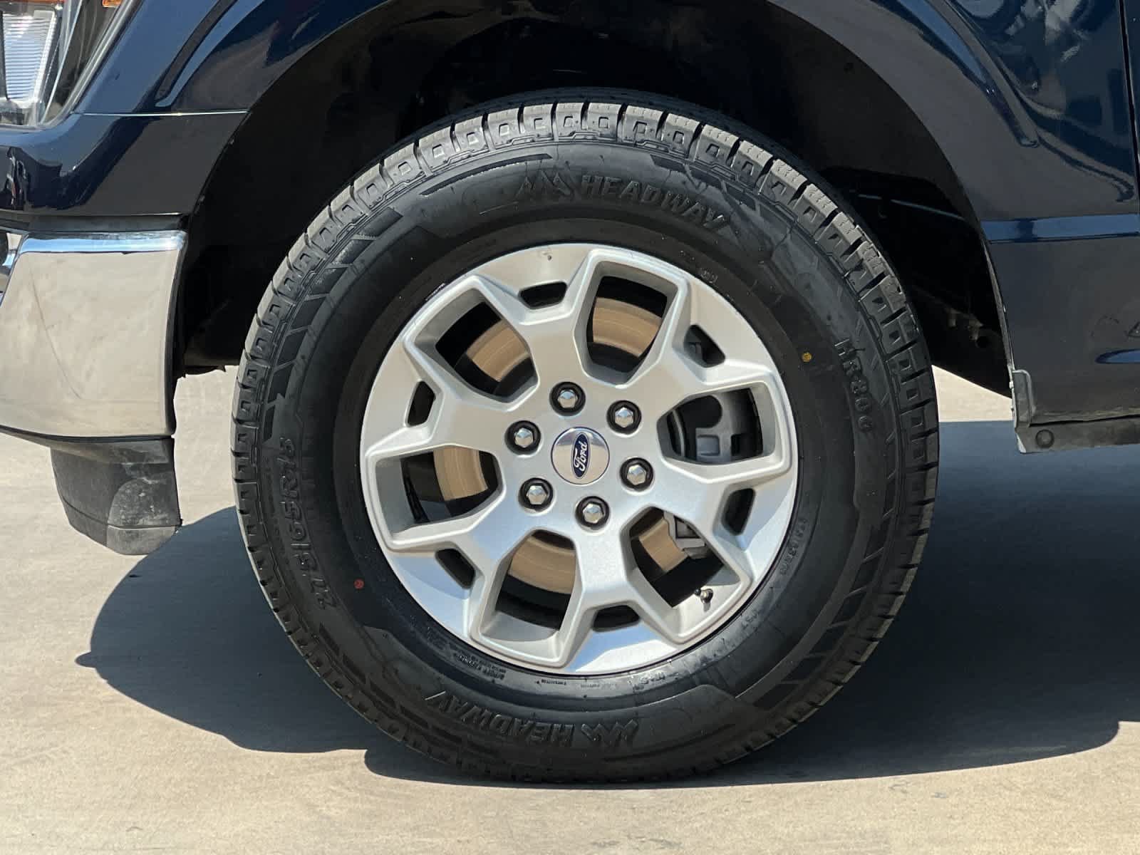 Used 2023 Ford F150 XLT AWD/4WD image 25