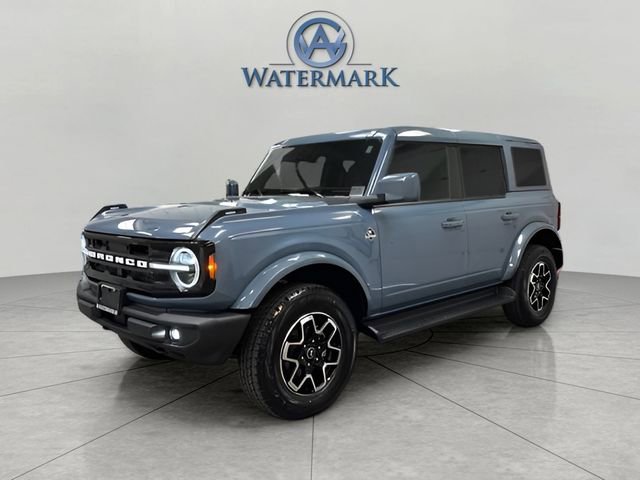 Used 2025 Ford Bronco Outer Banks image 1