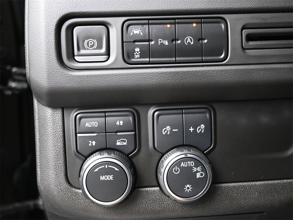 Used 2023 Chevrolet Tahoe RST image 6