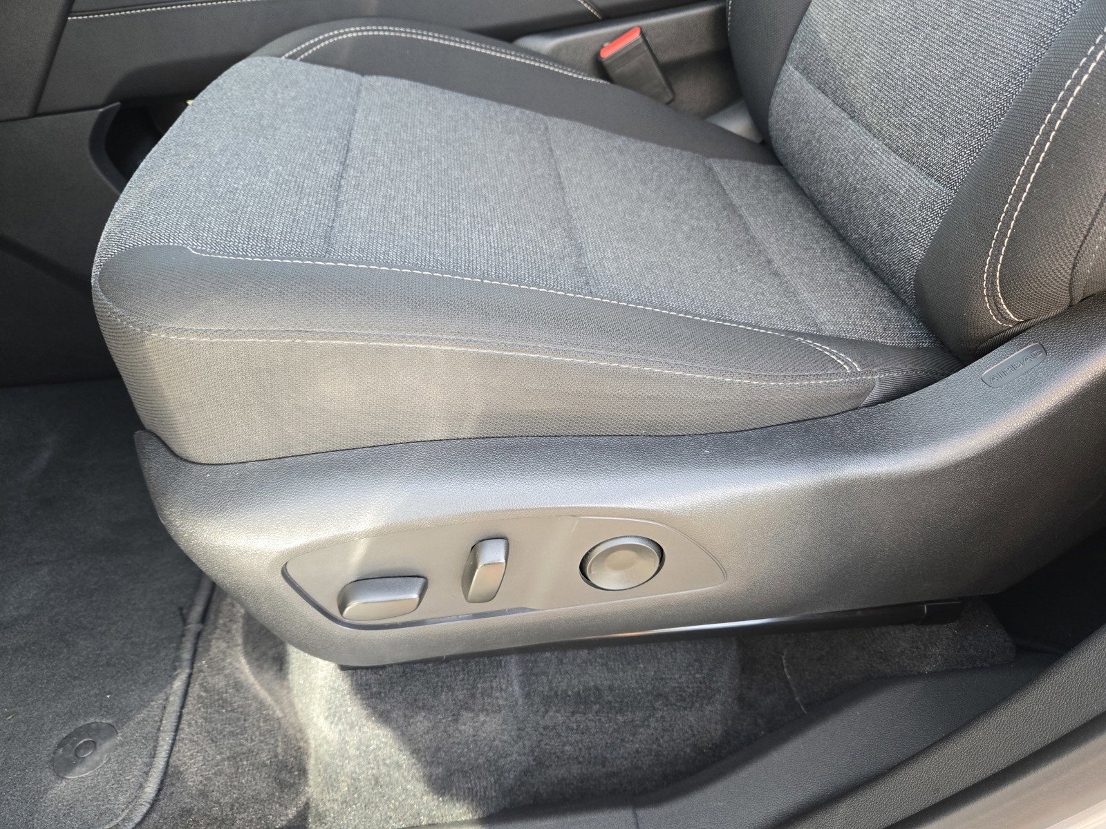 Certified 2025 GMC Acadia Elevation image 14