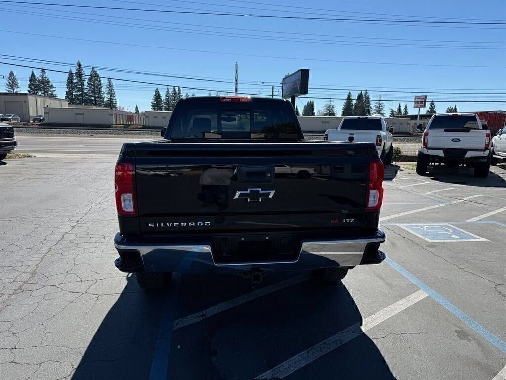 Used 2016 Chevrolet Silverado 1500 LTZ AWD/4WD image 6