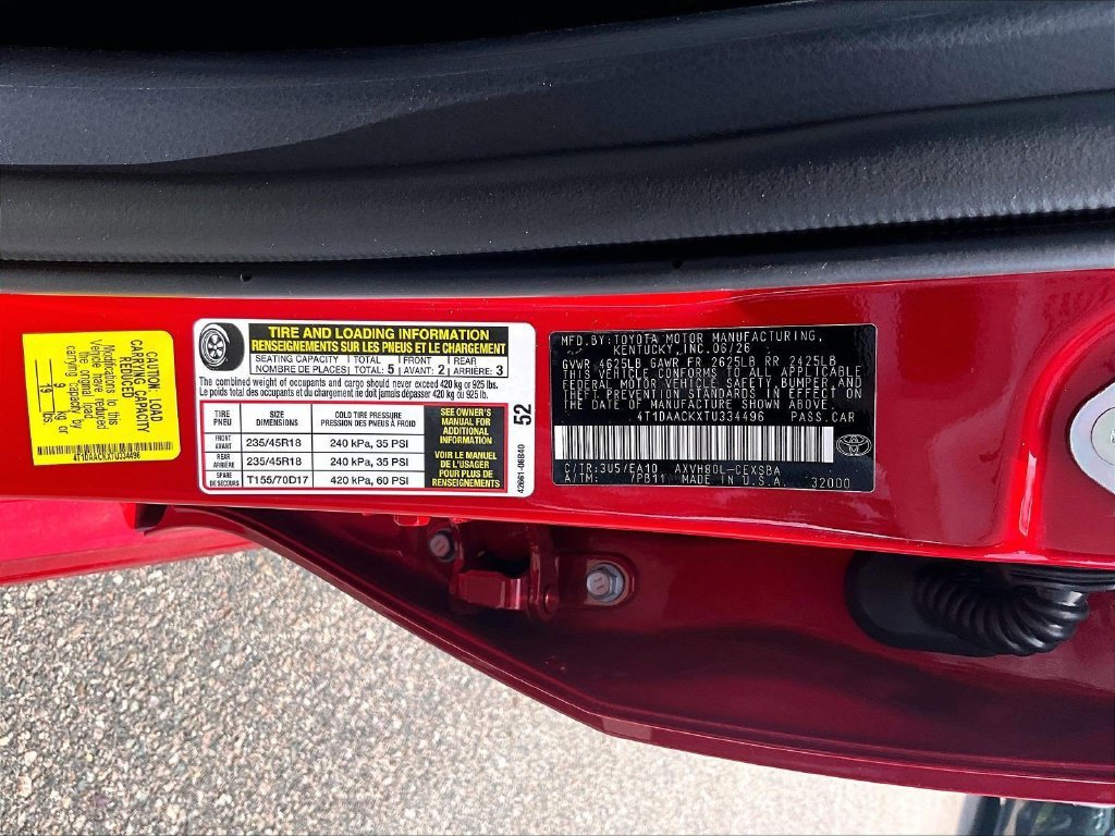New 2026 Toyota Camry Hybrid FWD image 17