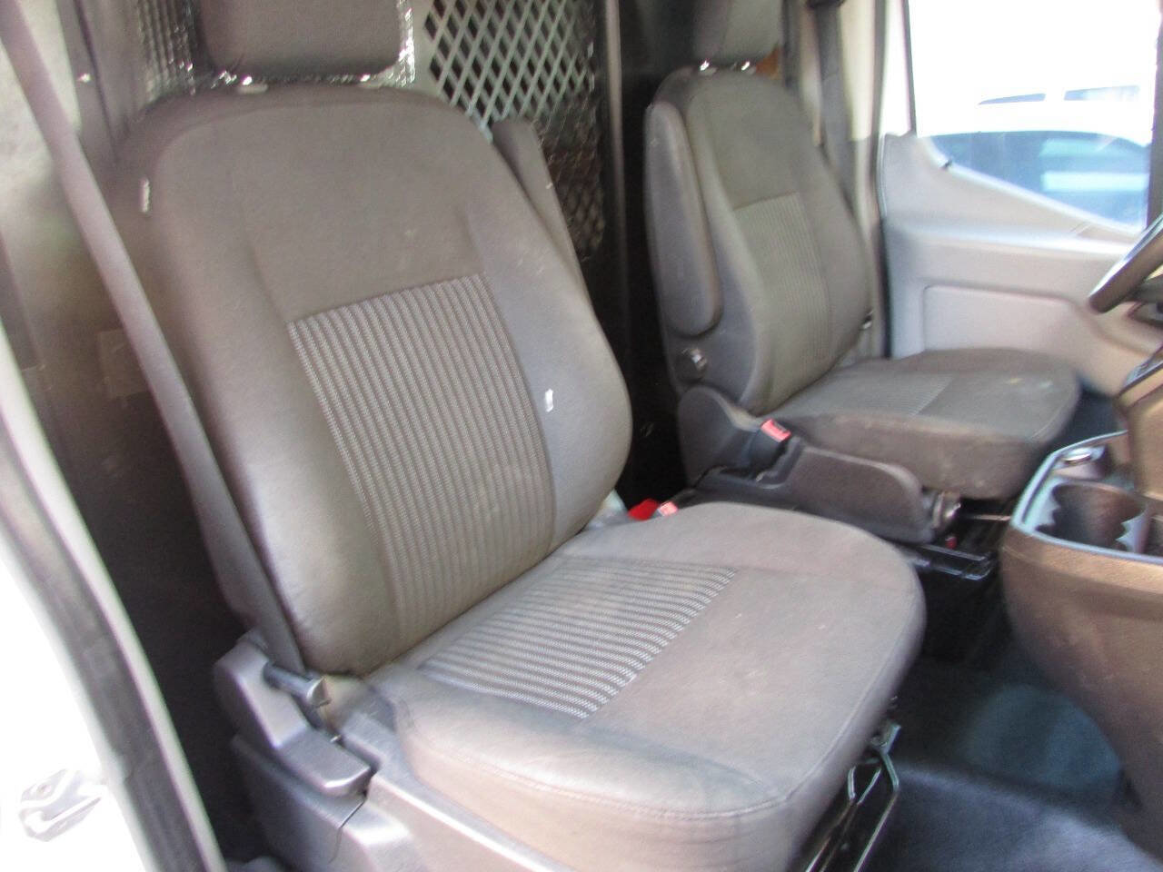 Used 2018 Ford Transit 250 130 Low Roof w/ Exterior Upgrade Package image 13