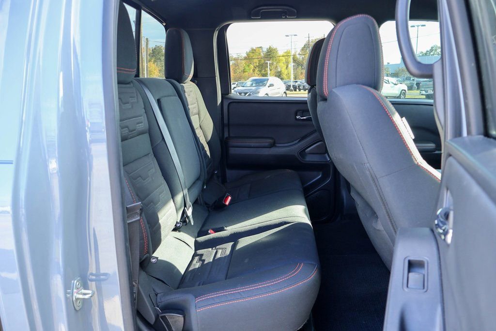 Used 2024 Nissan Frontier Pro-X w/ Pro Convenience Package image 10