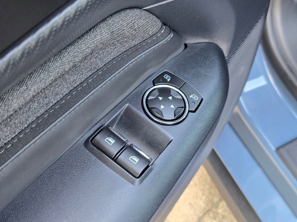 Used 2025 Ford Mustang EcoBoost image 12