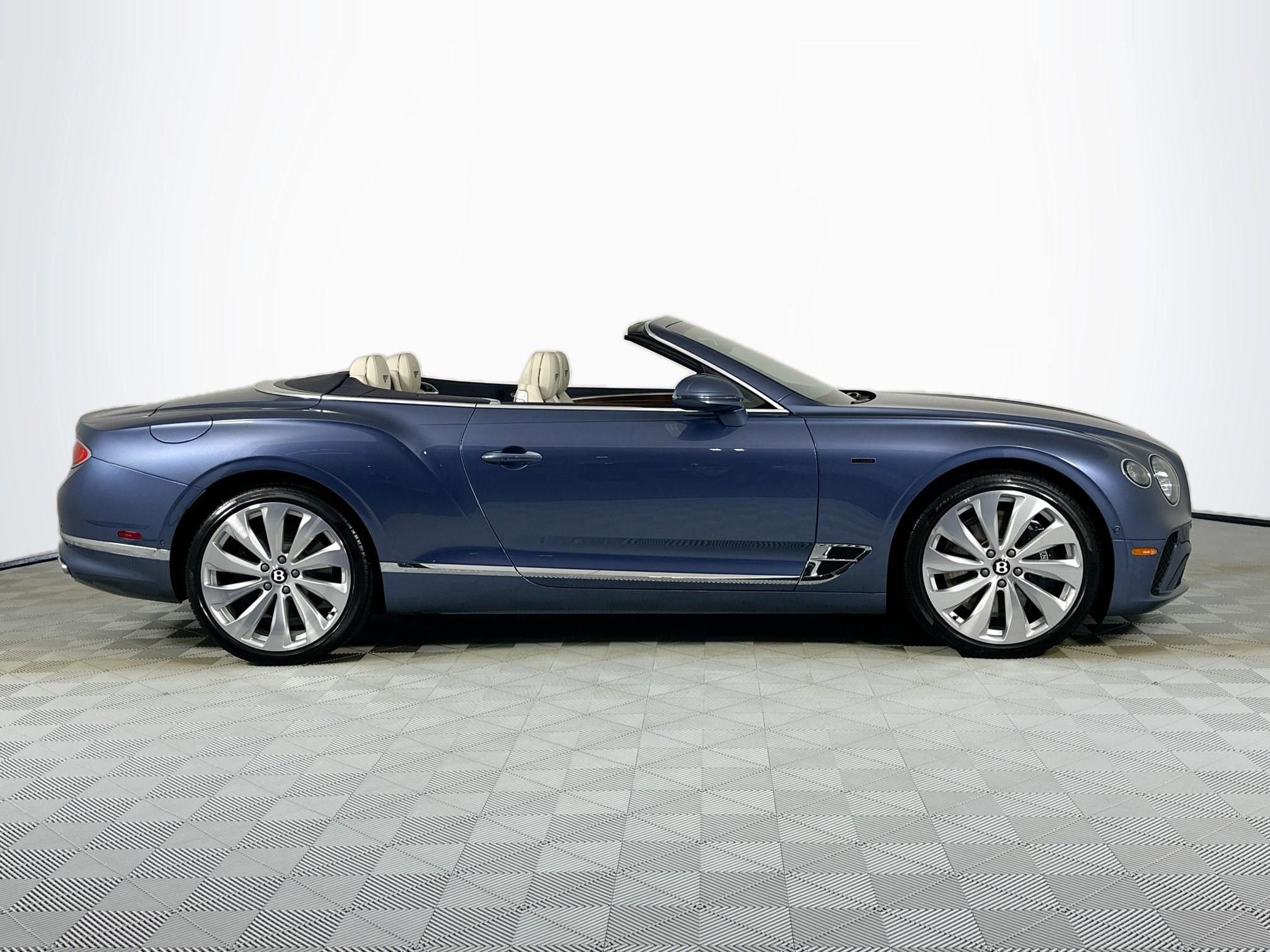 Used 2024 Bentley Continental GT V8 image 5