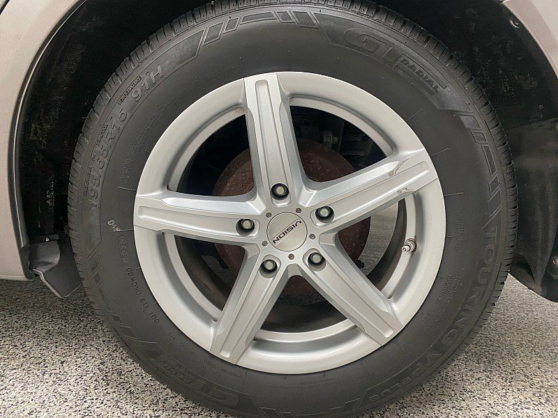 Used 2012 Honda Civic LX image 24