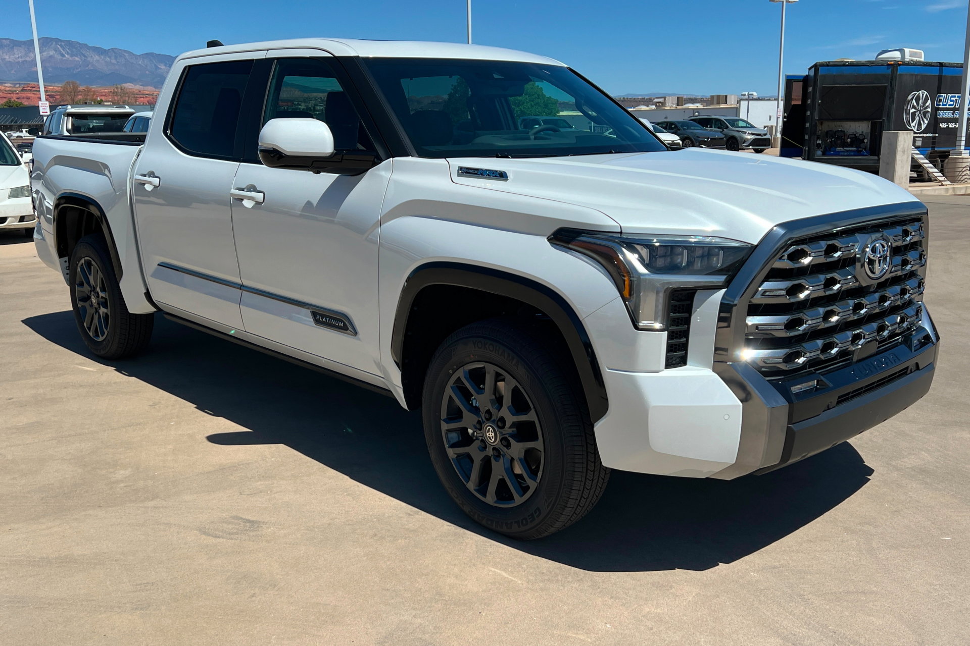 New 2026 Toyota Tundra Platinum w/ Tow Tech Package AWD/4WD image 7