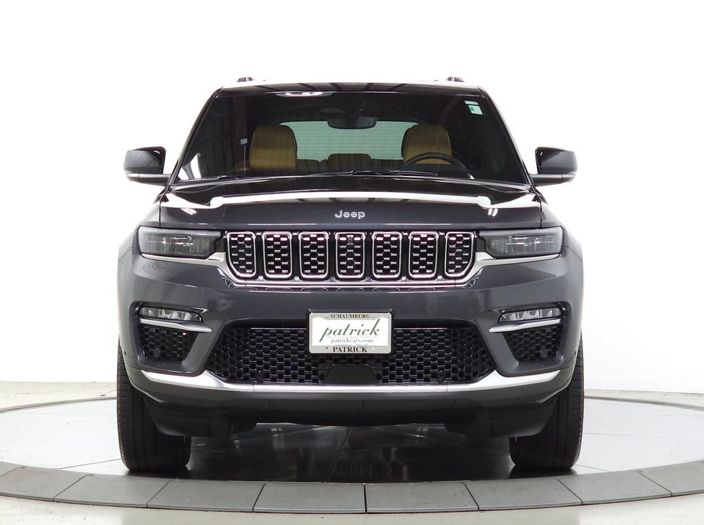 Used 2025 Jeep Grand Cherokee Summit AWD/4WD image 2