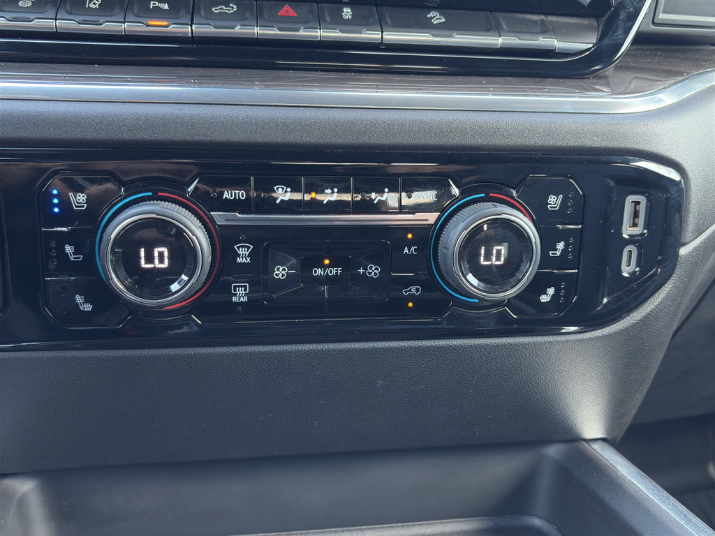 Used 2024 Chevrolet Silverado 2500 LTZ w/ LTZ Premium Package AWD/4WD image 21