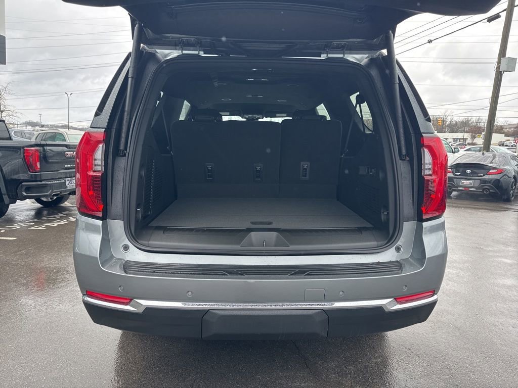 New 2026 GMC Yukon XL Elevation w/ LPO, Elevation Black Package image 33