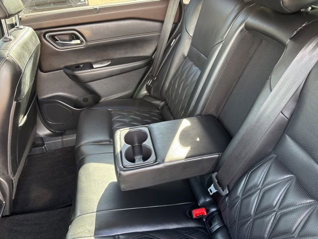 Used 2023 Nissan Rogue Platinum w/ Platinum Premium Package image 30