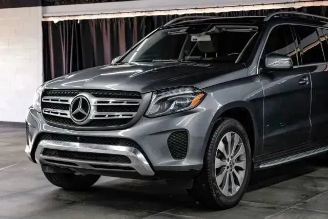 Used 2018 Mercedes-Benz GLS 450 4MATIC w/ Premium Package image 6
