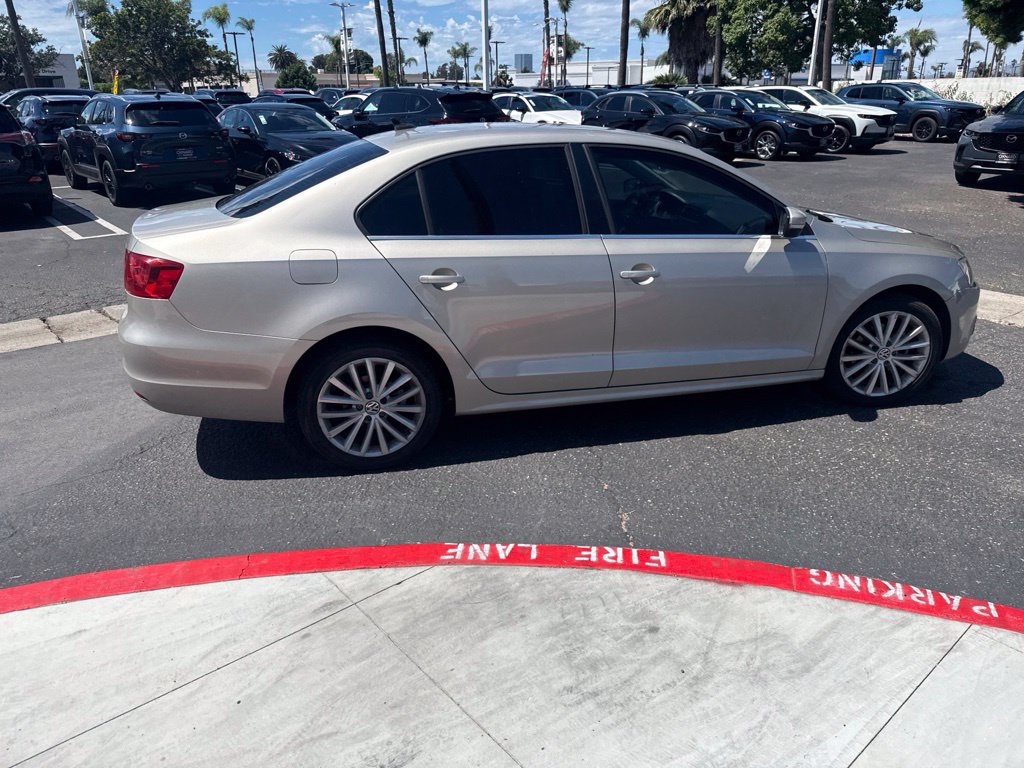 Used 2013 Volkswagen Jetta SEL FWD image 27
