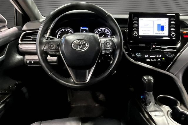 Used 2023 Toyota Camry SE FWD image 8