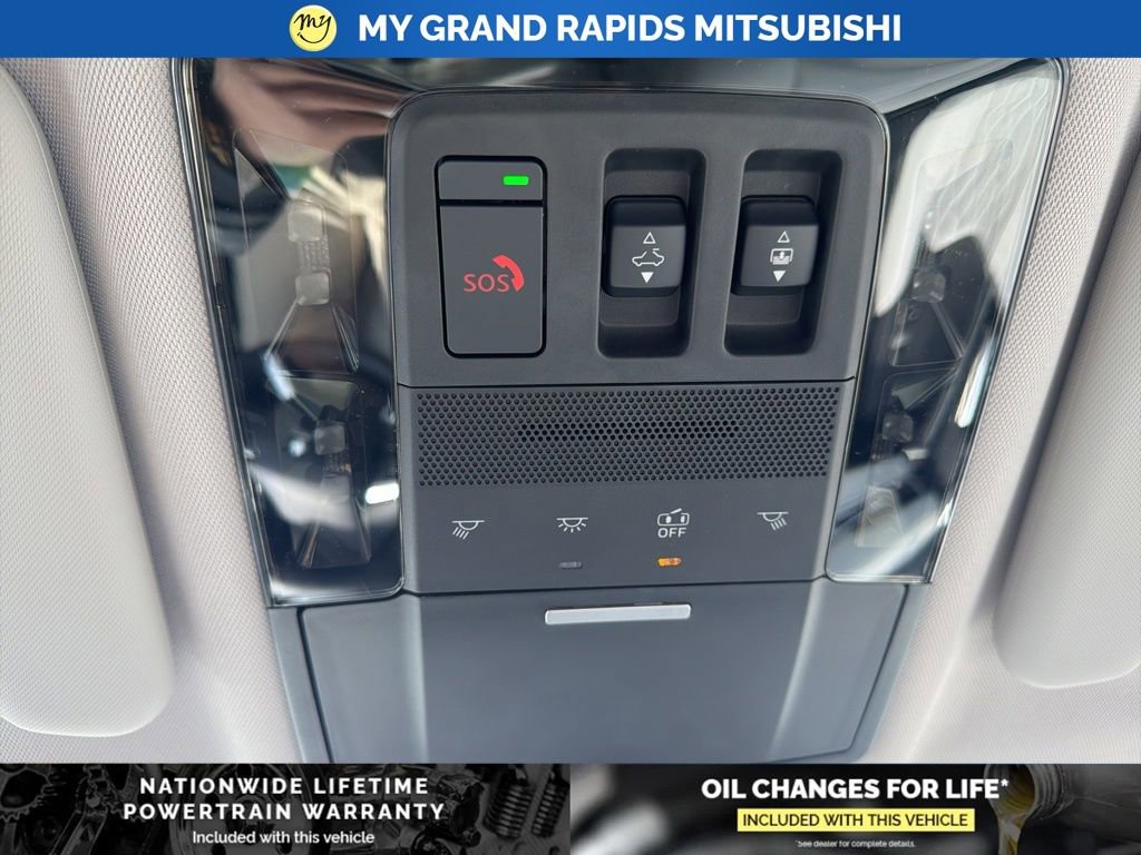 New 2026 Mitsubishi Outlander SEL image 21