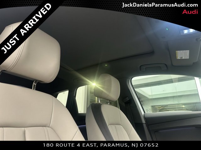 Used 2026 Audi Q4 e-tron Premium w/ Convenience Package image 17