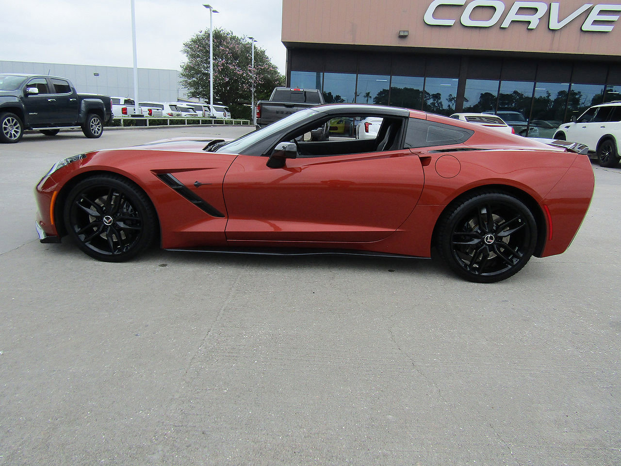 Used 2015 Chevrolet Corvette Stingray Coupe w/ 2LT Preferred Equipment Group RWD image 8
