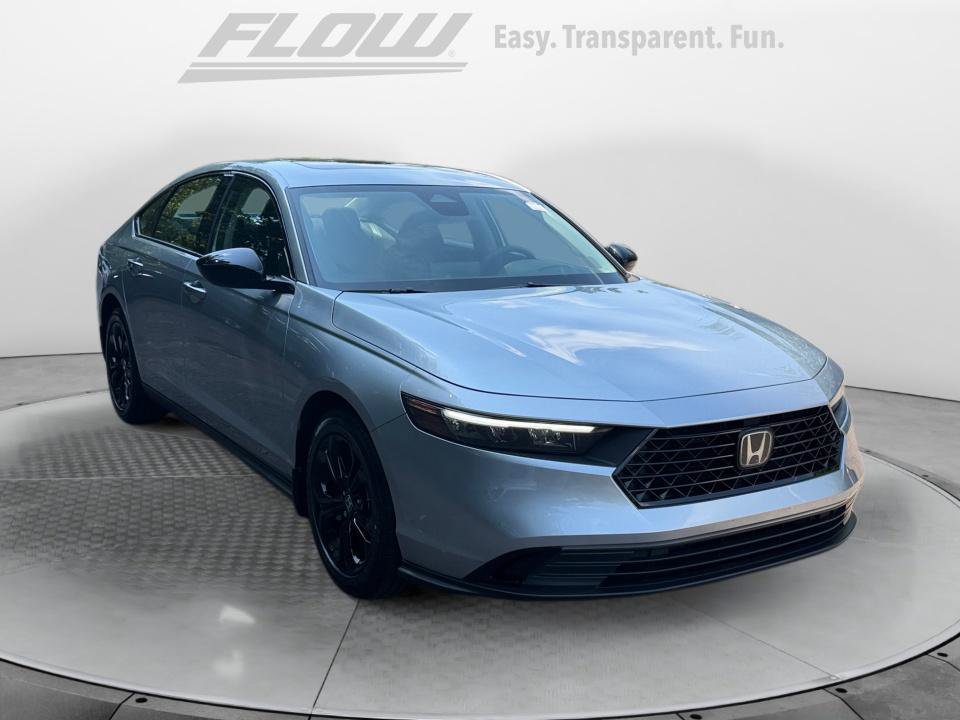 Certified 2025 Honda Accord SE image 1