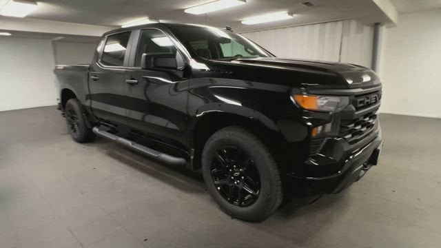 New 2026 Chevrolet Silverado 1500 Custom w/ Turbomax Blackout Package AWD/4WD image 2