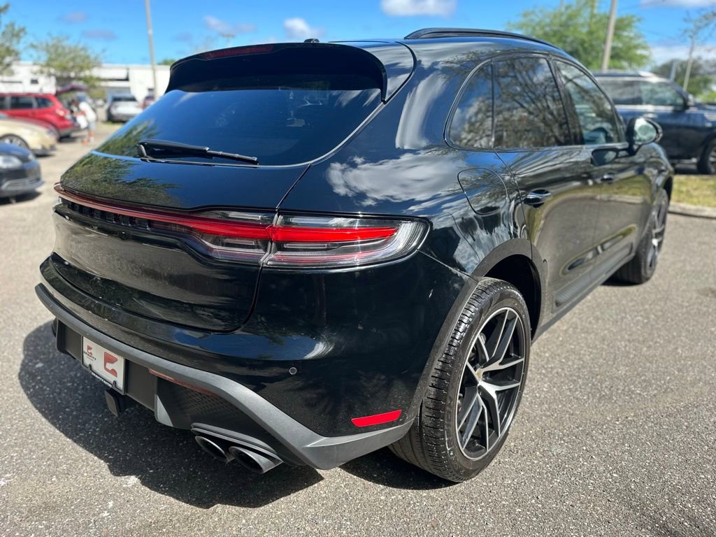Used 2023 Porsche Macan image 12