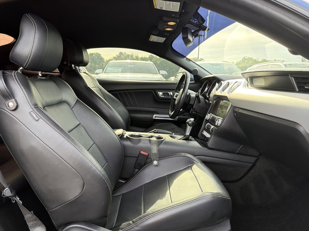 Used 2017 Ford Mustang Premium RWD image 15