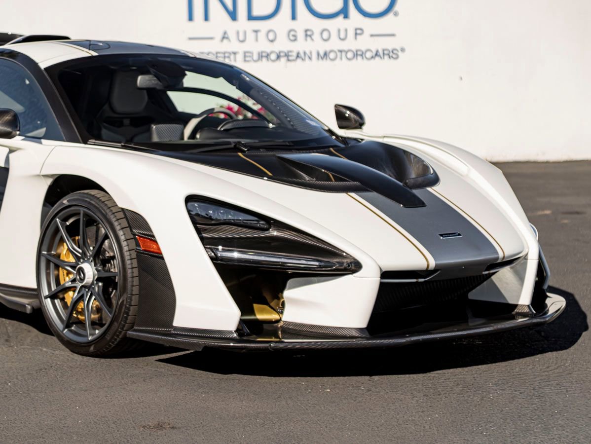 Used 2019 McLaren Senna RWD image 5